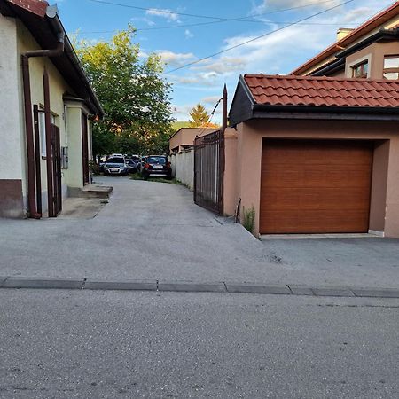 Luxury Apartment Emas Old Town Sarajevo Dream View Luaran gambar
