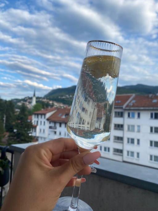 Luxury Apartment Emas Old Town Sarajevo Dream View Luaran gambar
