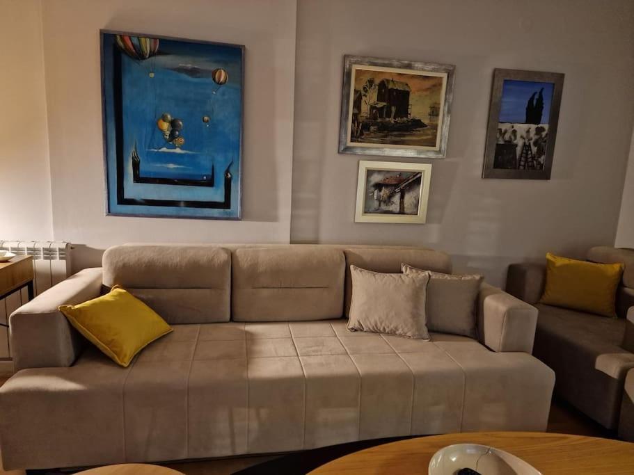 Luxury Apartment Emas Old Town Sarajevo Dream View Luaran gambar
