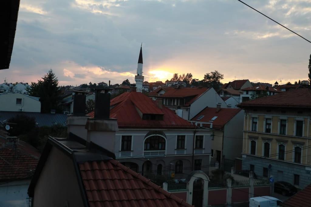 Luxury Apartment Emas Old Town Sarajevo Dream View Luaran gambar