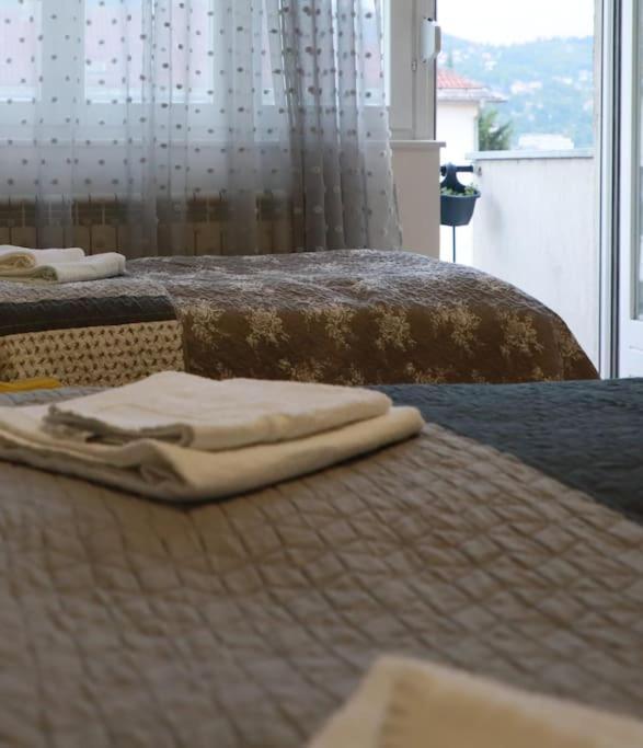 Luxury Apartment Emas Old Town Sarajevo Dream View Luaran gambar